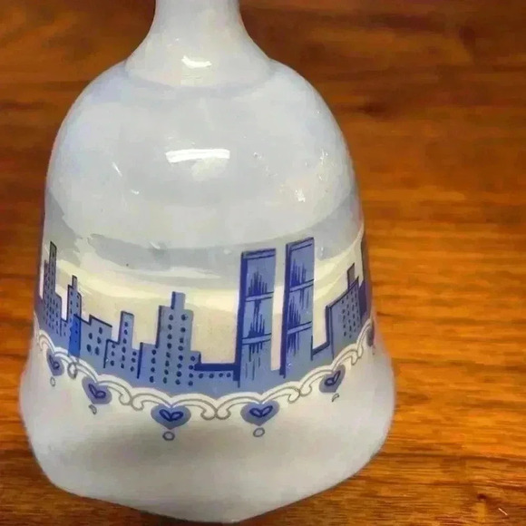 Vintage New York City bell. - Picture 4 of 8